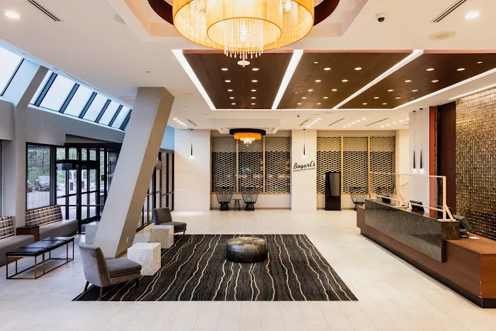 APA Hotel Woodbridge 5
