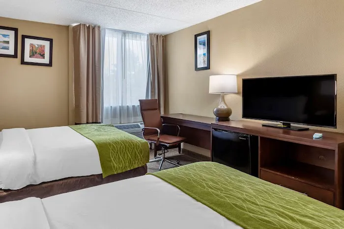 Comfort Inn Edison - New Brunswick 4