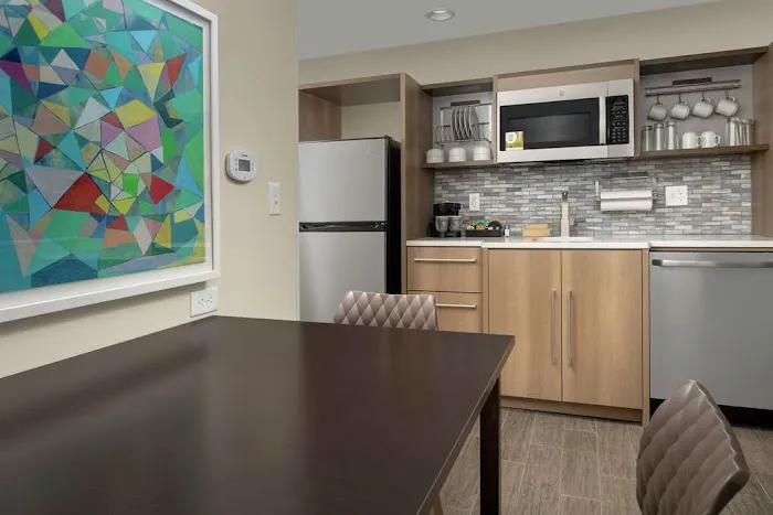Home2 Suites by Hilton Edison 4