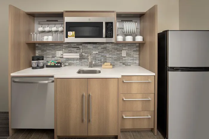 Home2 Suites by Hilton Edison 4