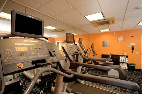 Fairfield Inn & Suites Edison-South Plainfield 4