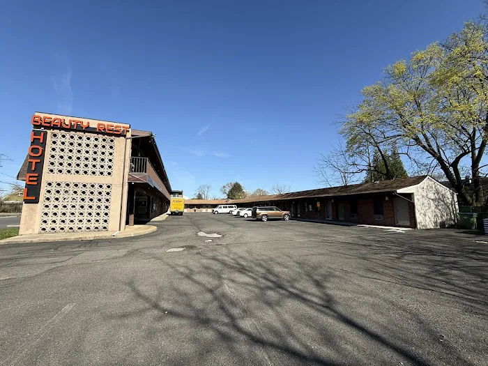 Beauty Rest Hotel 4