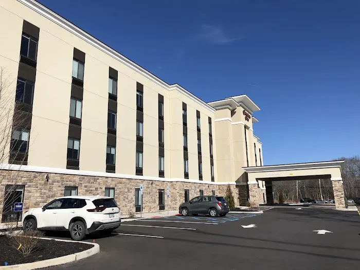 Hampton Inn Old Bridge 5