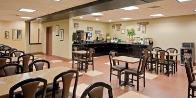 La Quinta Inn by Wyndham West Long Branch