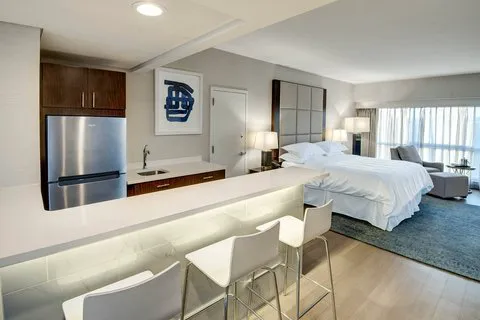 Sheraton Eatontown Hotel 4