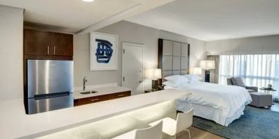 Sheraton Eatontown Hotel