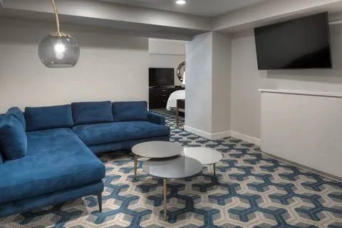 Sheraton Eatontown Hotel 4