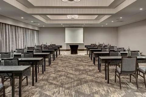 Sheraton Eatontown Hotel 4