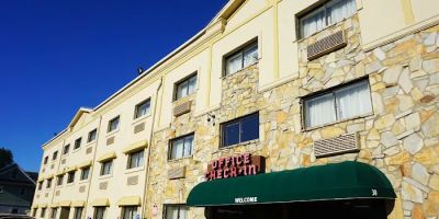 Floral Park Motor Lodge