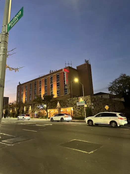 Adria Hotel & Conference Center 4