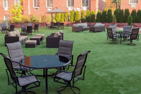 Courtyard New York Queens/Fresh Meadows 4
