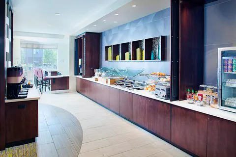 SpringHill Suites Carle Place Garden City 4