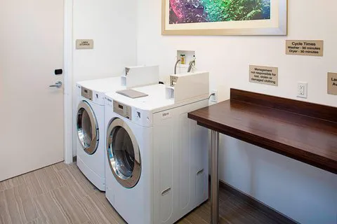 SpringHill Suites Carle Place Garden City 4