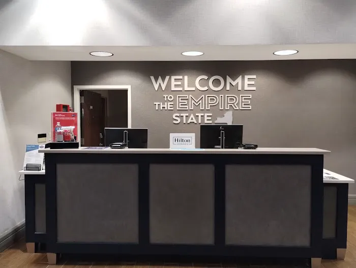 Hampton Inn Garden City Long Island 4