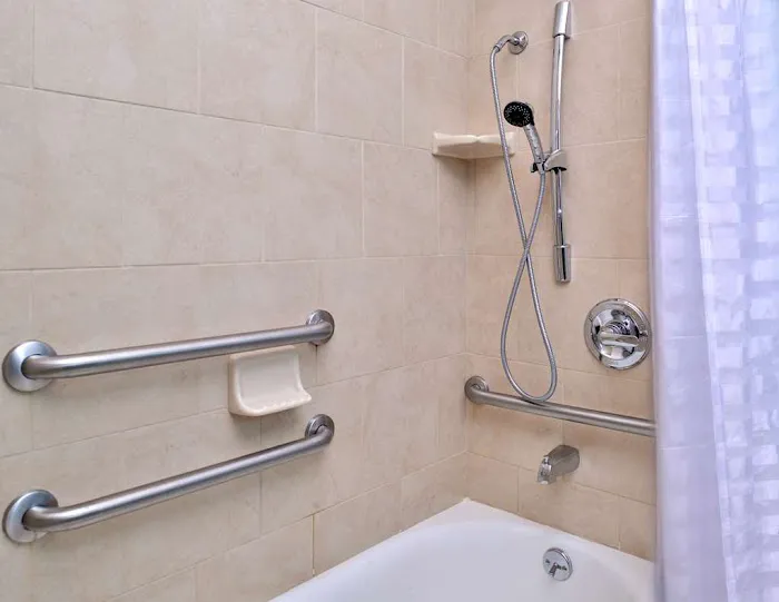 Hyatt Place Garden City 4