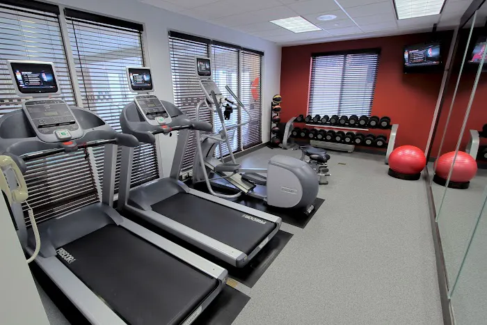 Hilton Garden Inn Westbury 4