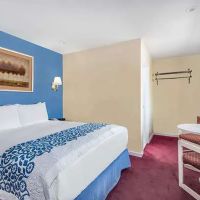 Days Inn by Wyndham Hicksville Long Island ico