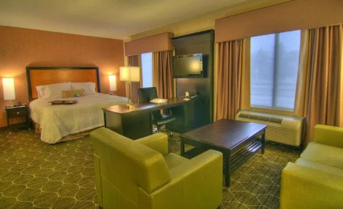 Hampton Inn & Suites Parsippany/North 5