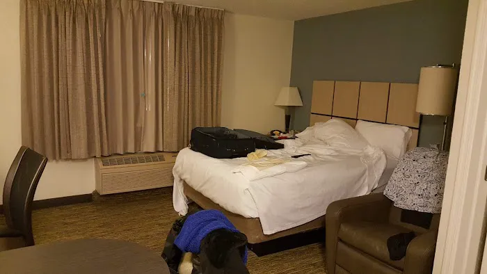 Sonesta Simply Suites Parsippany Morris Plains 4