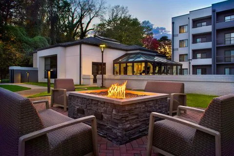 Courtyard Rye 4