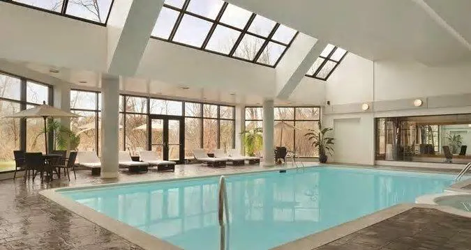 Hilton East Brunswick Hotel & Executive Meeting Center 4