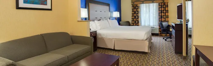 Holiday Inn Express & Suites Tower Center New Brunswick by IHG 4