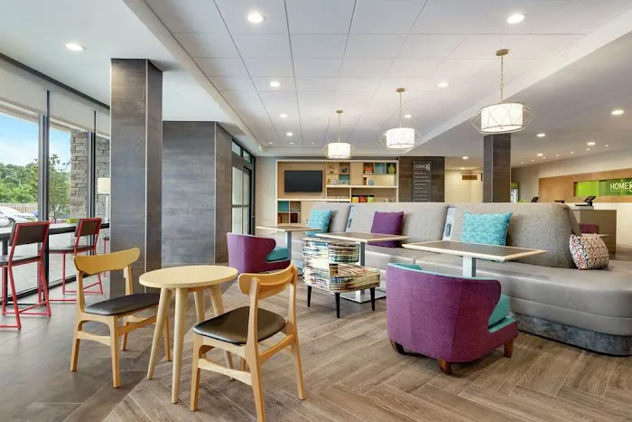 Home2 Suites by Hilton New Brunswick 4