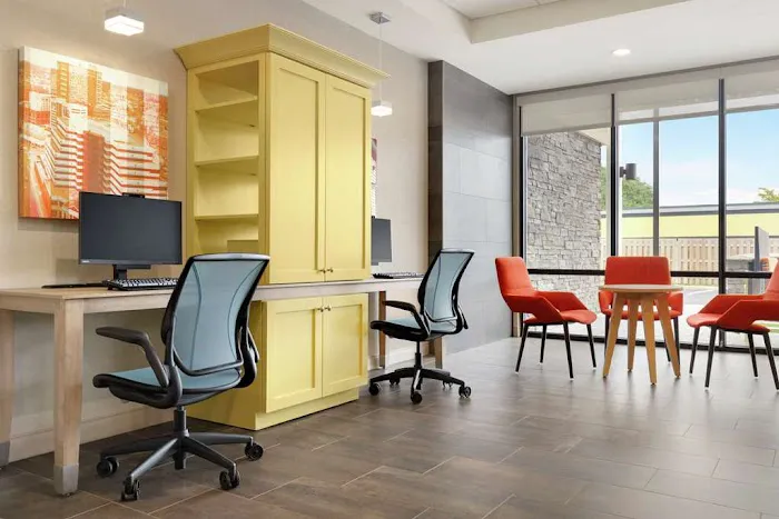 Home2 Suites by Hilton New Brunswick 4