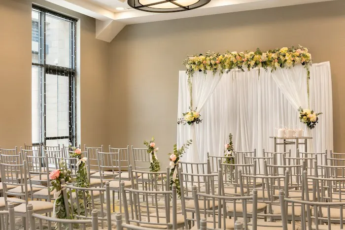 Embassy Suites by Hilton Berkeley Heights 4