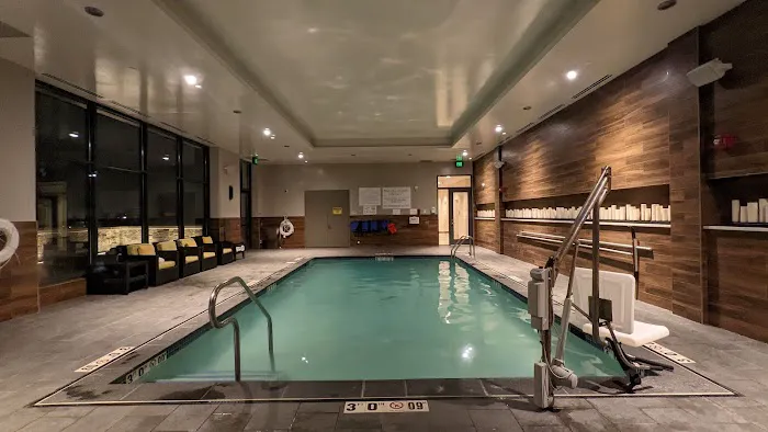 Embassy Suites by Hilton Berkeley Heights 4