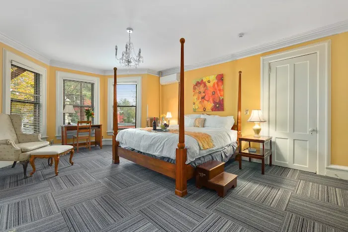 The DeBary Inn 4