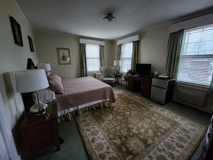 Turkey Hill Inn 4