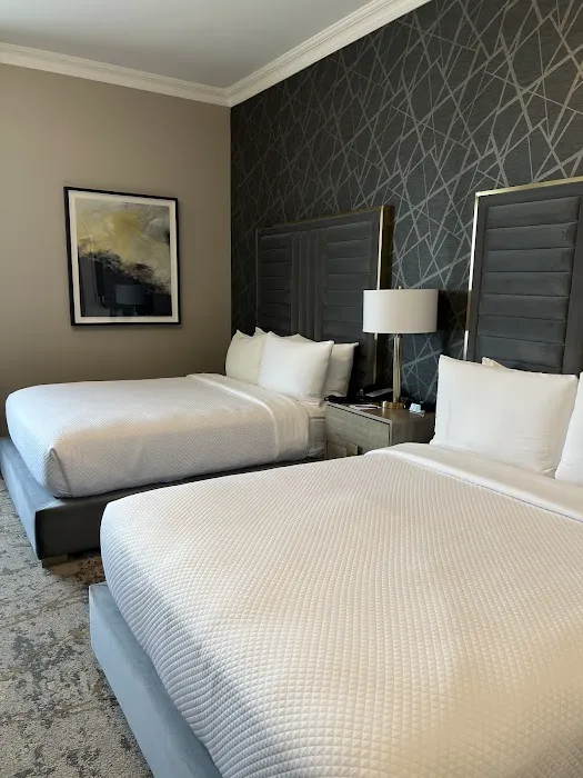 Chateau Grande Hotel 4