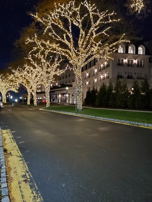 Chateau Grande Hotel 4