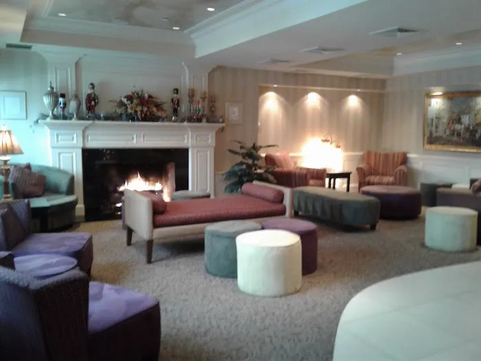 American Hotel 4