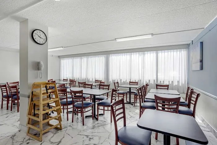 Best Western Rutgers University Hotel 4