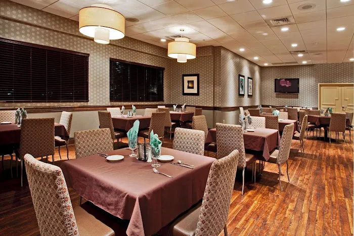Radisson Hotel Freehold 5