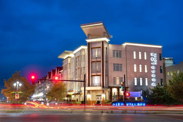 Bungalow Hotel 4