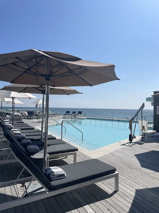 Wave Resort 4