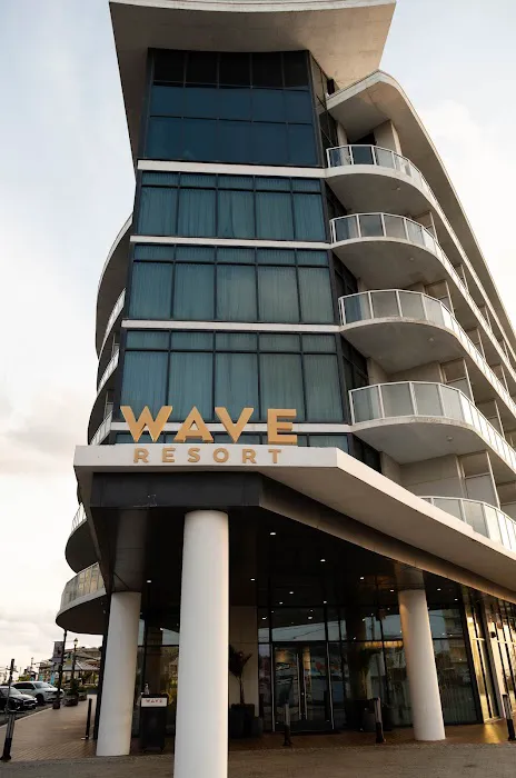 Wave Resort 4