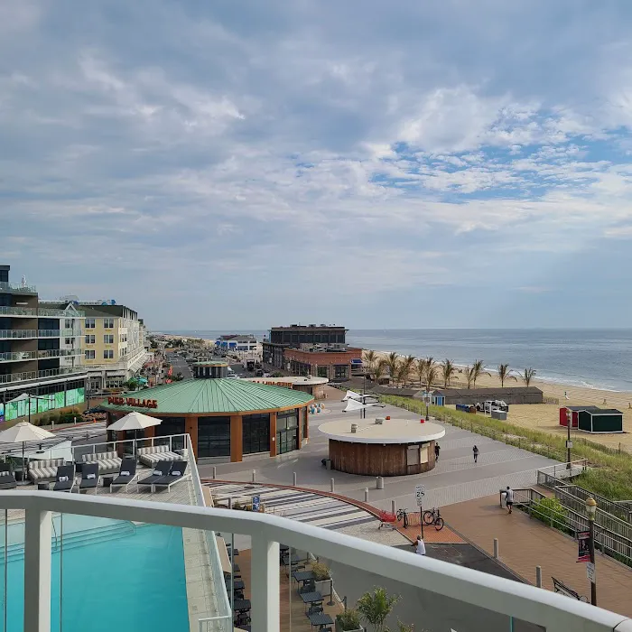 Wave Resort 4