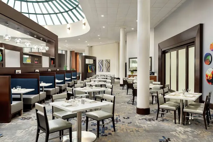Hilton Long Island/Huntington 4