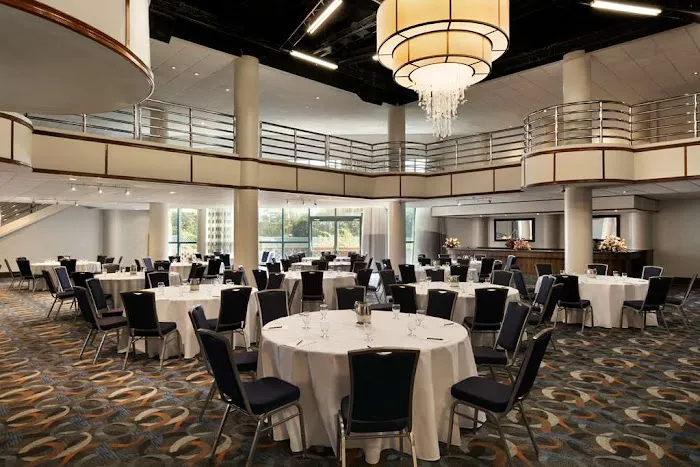 Hilton Long Island/Huntington 4