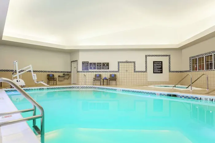 Homewood Suites by Hilton Long Island-Melville 4