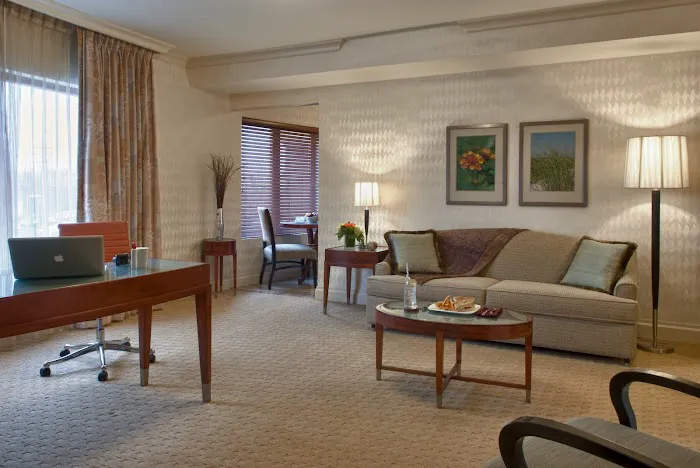 Viana Hotel and Spa, Trademark Collection by Wyndham 4