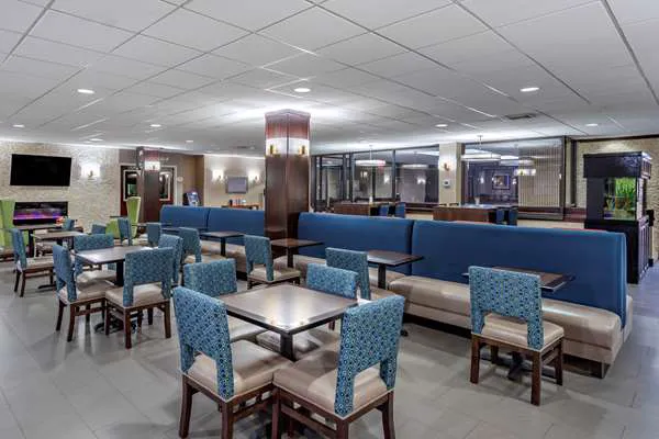 Comfort Inn Syosset-Long Island 4