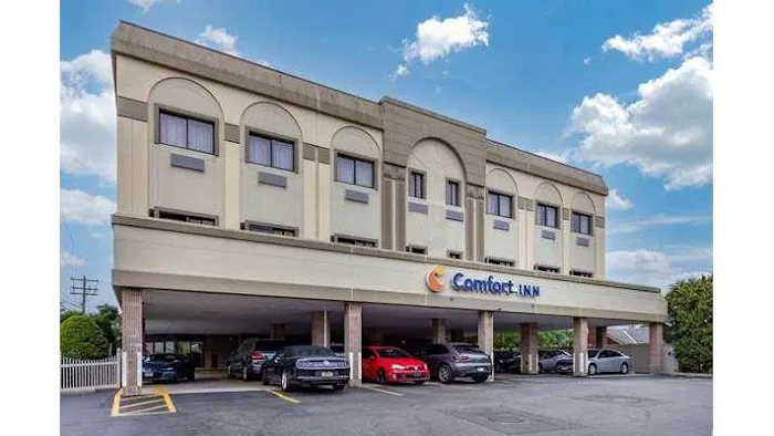 Comfort Inn Syosset-Long Island 4