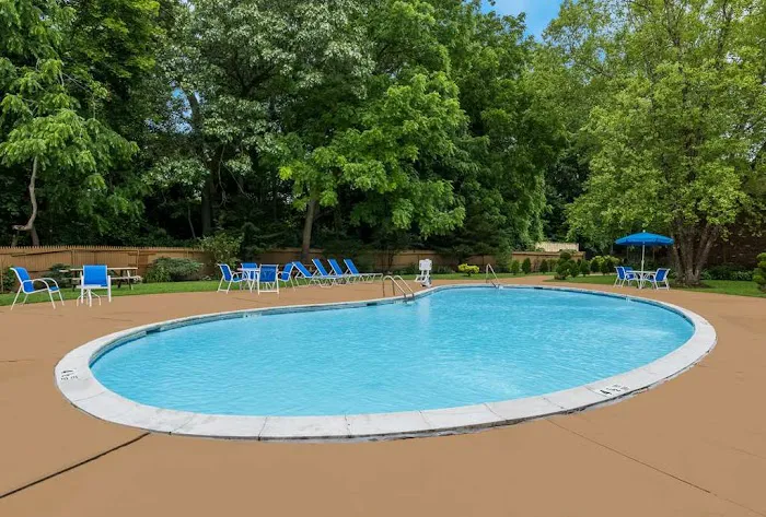 SureStay Plus by Best Western Woodbury Inn 4