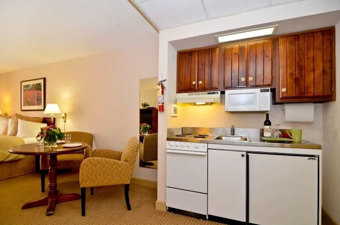 Best Western Plus Morristown Inn 4