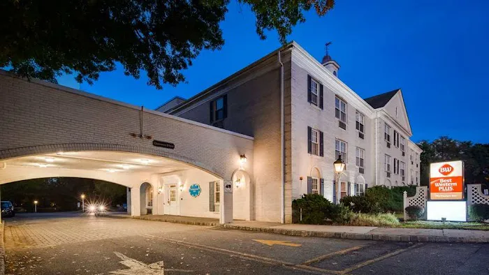 Best Western Plus Morristown Inn 4